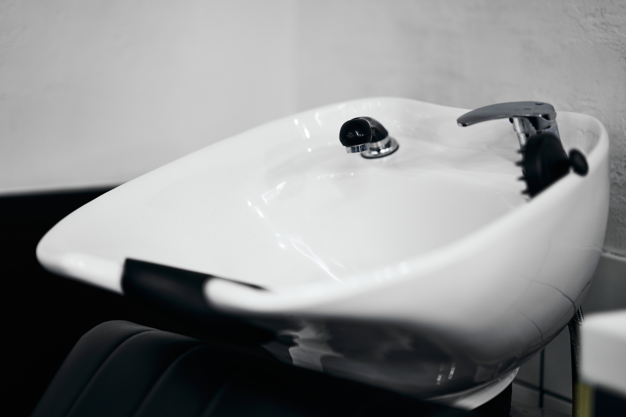 Non è solo un lavandino per il bucato: ecco perché questa vasca è indispensabile in casa